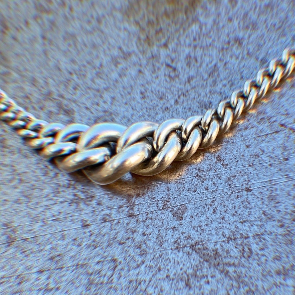 Droplet Chain Necklace